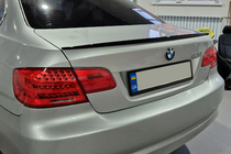BMW řada 3 E92/E93 2006–2013 Spoiler ve stylu M3 (pro E92, leskle černý) fotografie 1