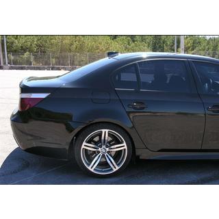 Spoiler ve stylu M5 (k lakování) BMW řada 5 E60/E61 2003–2010 fotografie 3