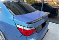 BMW řada 5 E60/E61 2003–2010 Spoiler ve stylu M4 (černý lesk) fotografie 2