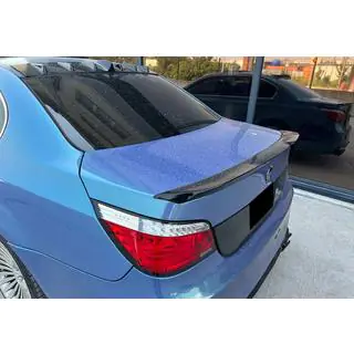 Spoiler ve stylu M4 (černý lesk) fotografie 2