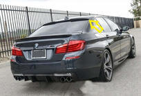 BMW řada 5 F10/F11 2010–2016 Spoiler M4-Style V1 (pro F10, lesklá černá) fotografie 3