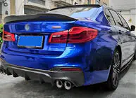 BMW řada 5 G30/G31 2017–2023 Spoiler ve stylu PSM (černý lesk) fotografie 1