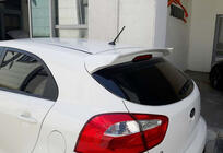 Kia Rio 2012–2017 Spoiler DPT (HB, černý lesk) fotografie 1