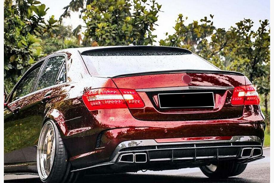Mercedes E-Class W212 2009–2016 Stříška zadního okna DPT (černý lesk) Fotografie 1