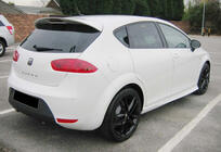 Seat Leon 2005–2012 Spoiler DPT V-4 (2009-2012, černý lesk) fotografie 4