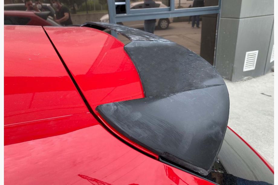 Seat Leon 2013–2020 Spoiler DPT V-5 (černý lesk) Image