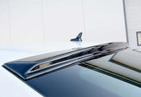 Skoda Superb 2015–2024 Spoiler na zadní okno DPT V-1 (2015-2019, černý lesk) fotografie 1