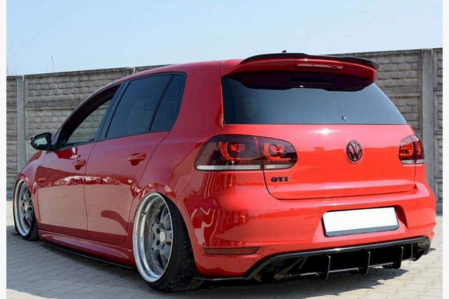 Volkswagen Golf 6 2008–2014 Spoiler DPT V-4 (HB, černý lesk) Fotografie 4