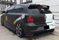 Volkswagen Polo 2010–2017 Spoiler DPT V-3 (HB, černý lesk) fotografie 3