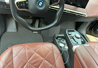 BMW iX (I20) 2022– Autokoberce EVA V-1 (černé) fotografie 3