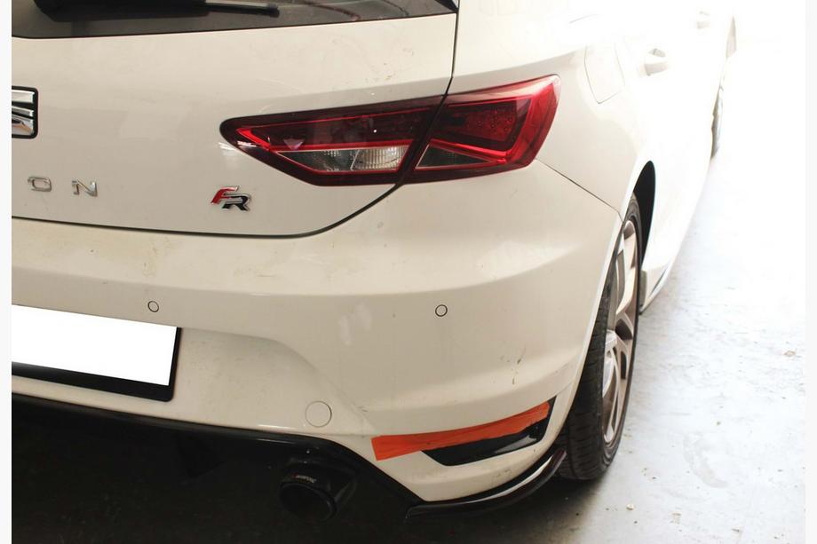 Seat Leon 2013–2020 Zadní FLAP nástavce DPT (lesklá černá) Image