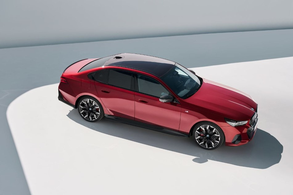 Test BMW i5: elektrický výkon v manažerské třídě