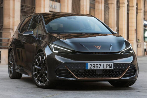 Recenze Cupra Born: parametry, výbavy a design