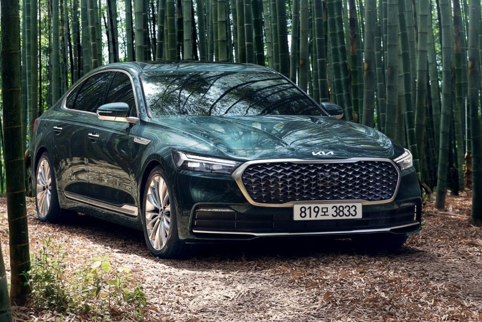 Test Kia K9: facelift druhé generace