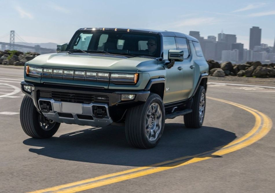 Recenze Hummer EV SUV: elektrické SUV nové generace