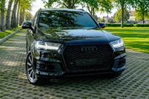 Audi Q7 2015–2026 Přední maska chladiče RS-style (2015-2019, černá) fotografie 3