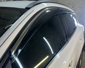Volvo XC60 2009–2017 Ofuky oken s chromovou lištou Niken Luxury (6 ks) fotografie 5