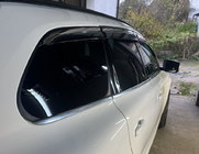 Volvo XC60 2009–2017 Ofuky oken s chromovou lištou Niken Luxury (6 ks) fotografie 7
