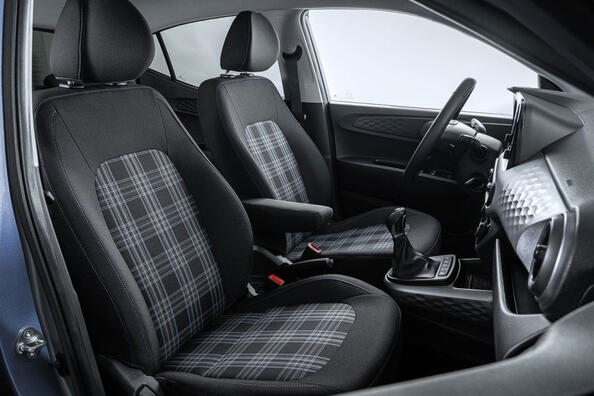 Recenze Hyundai i10: facelift třetí generace Fotografie 6
