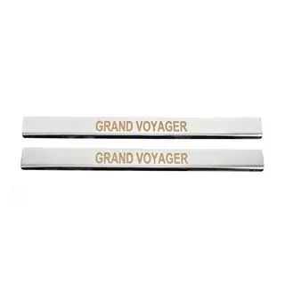 Nerezové kryty prahů Carmos (2 ks) Chrysler Voyager 2008–2016 fotografie 1