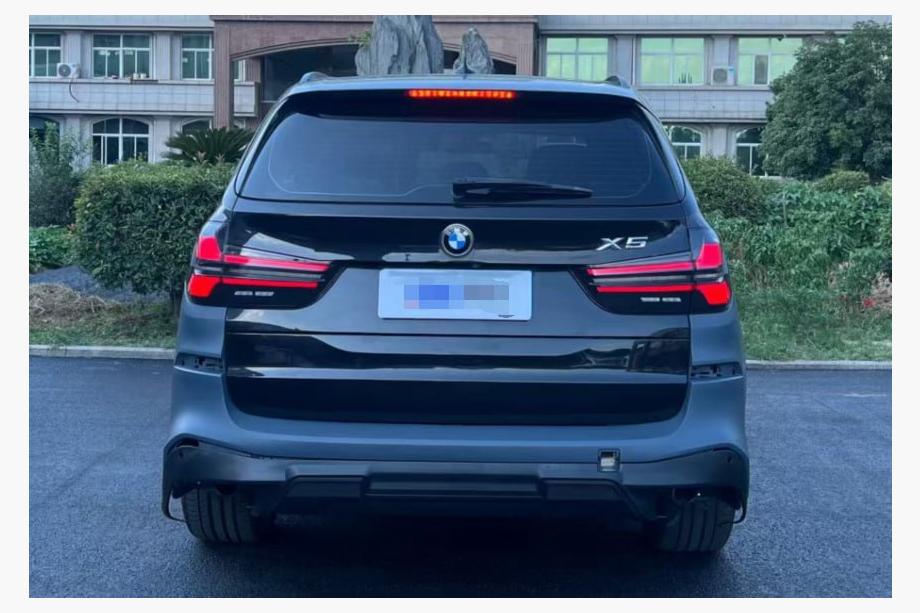 BMW X5 F15 2013–2018 Faceliftový kit pro X5M F95 2024 (bez výměny víka kufru) Fotografie 7