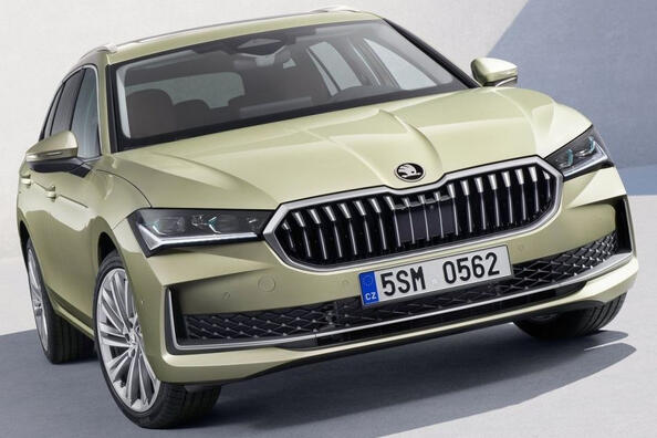 Skoda Superb Combi 2024: recenze manažerského kombi