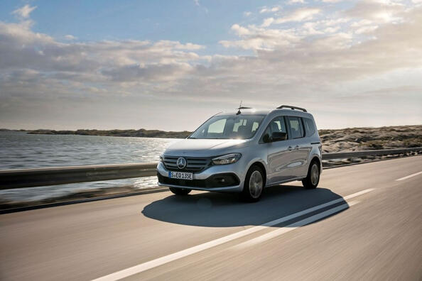 Test elektrického kompaktního MPV Mercedes-Benz EQT