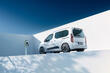 Recenze Opel Combo Electric: kompaktní a praktický elektrický minivan fotografie 2