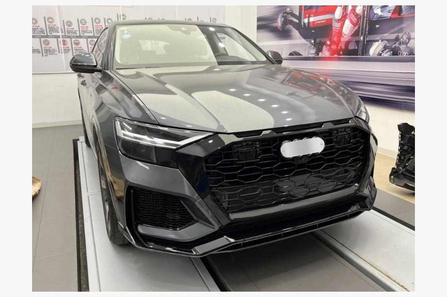 Audi Q8 2018– Přední nárazník RS-Style (2018-2023) Image