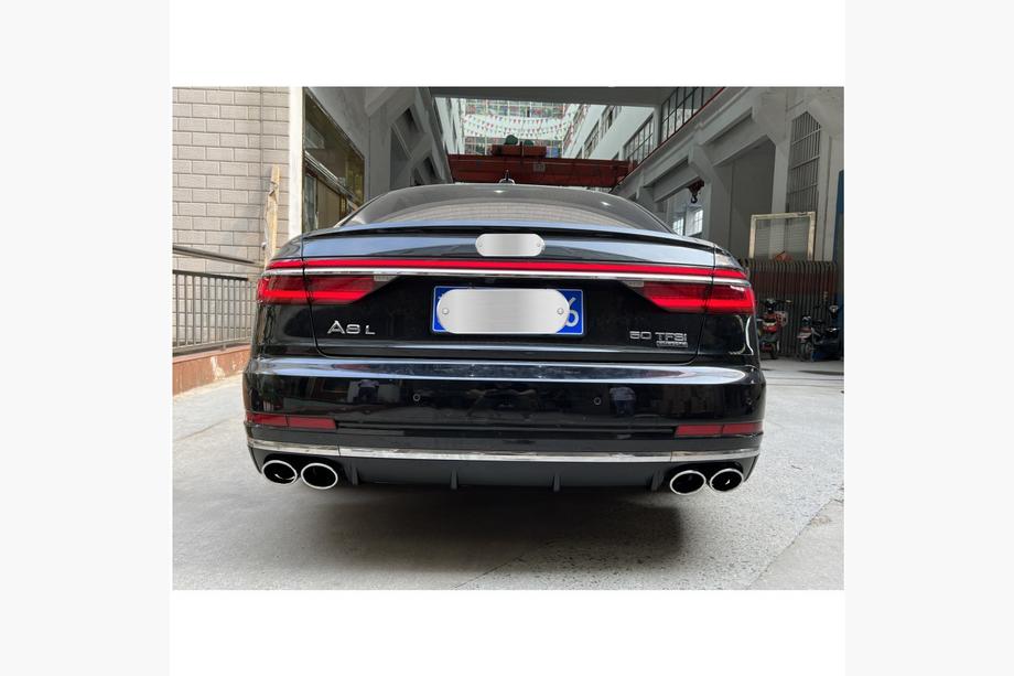 Audi A8 2018– Zadní difuzor s koncovkami S-Style (2018-2021) Image