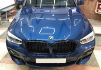 BMW X4 G02 2018– Ledvinky M-Look (černý lesk) fotografie 11