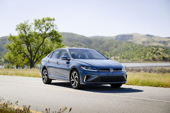 Recenze Volkswagen Jetta 2025: facelift 7. generace