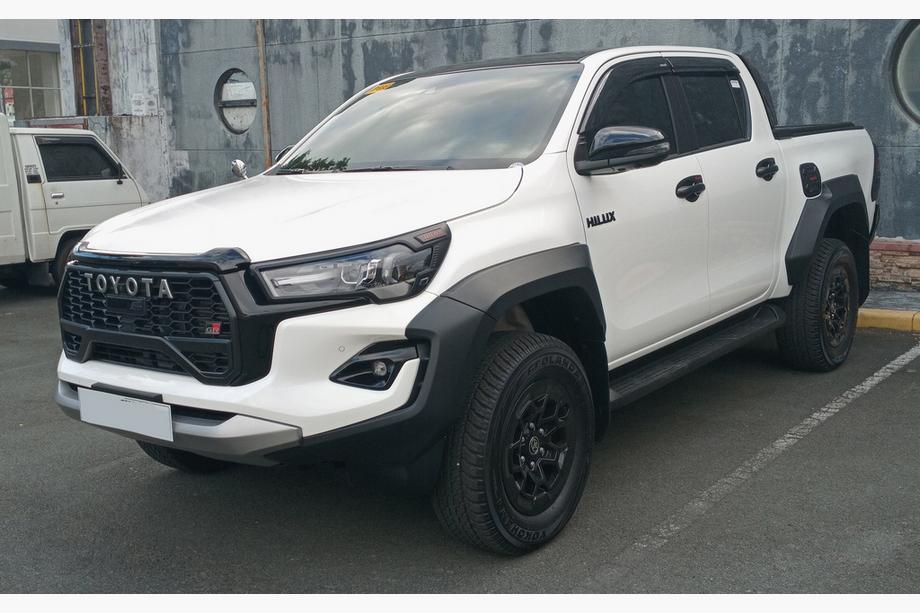 Toyota Hilux 2015– Facelift sada na verzi GR 2024 (pro 2020+) Image