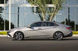 Recenze Hyundai Elantra 2023: facelift sedanu fotografie 4