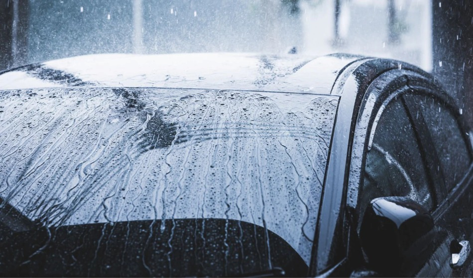 Tekuté stěrače pro auto: jak vybrat a správně nanést