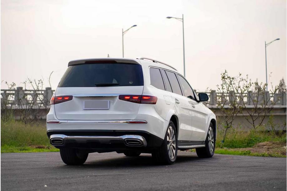Mercedes GL/GLS třída X166 2012–2019 Faceliftová sada z X166 na GLS X167 Maybach (Type-B) Fotografie 3
