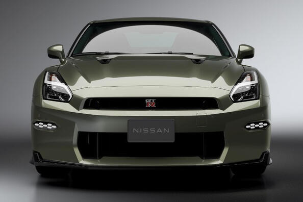 Modernizovaný Nissan GT-R 2023: přehled sportovního kupé