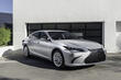 Modernizovaný Lexus ES: styl a komfort v každém detailu fotografie 2