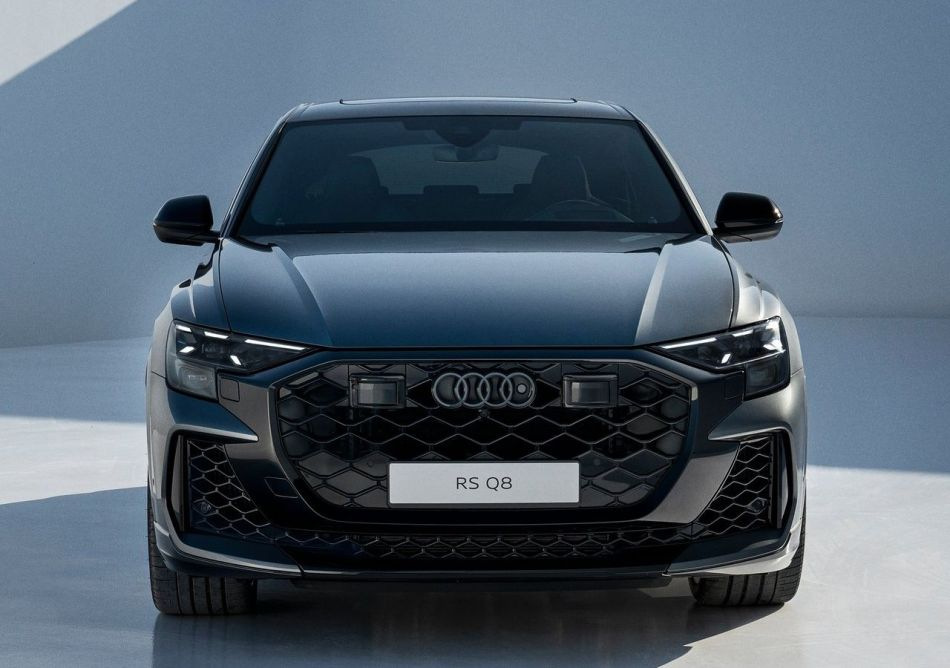 Audi RS Q8 v testu: facelift pro rok 2024