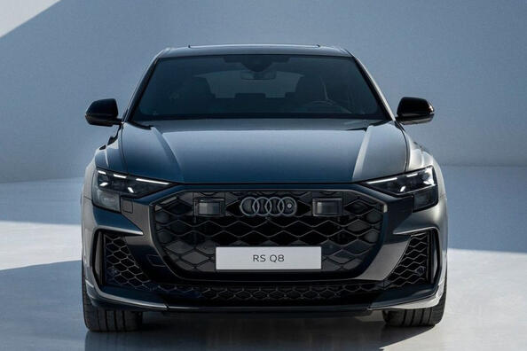 Audi RS Q8 v testu: facelift pro rok 2024