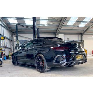 Zadní difuzor s koncovkami Black (pro Coupe design AMG63) fotografie 1