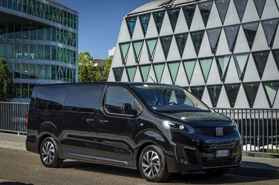 Recenze elektrického minivanu Fiat E-Ulysse