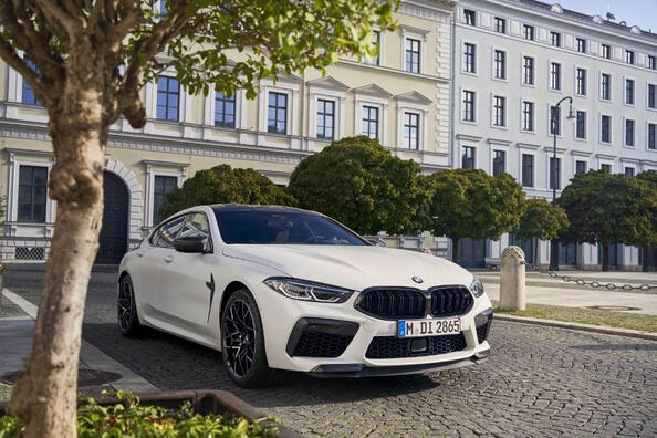 Recenze BMW M8 Gran Coupe (F93): facelift kupé