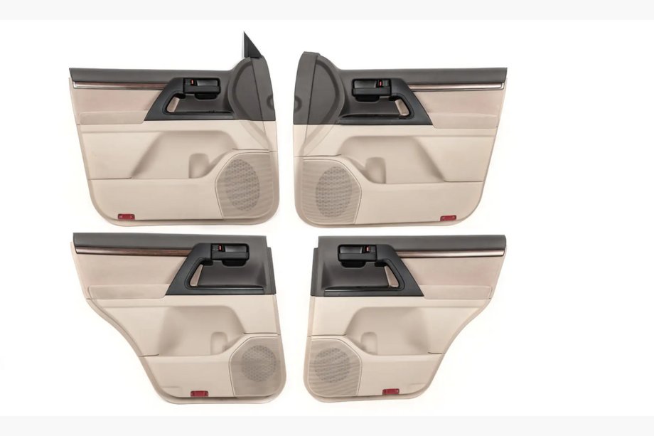 Toyota Land Cruiser 200 2007–2021 Sada faceliftových obložení dveří (4 ks) Image