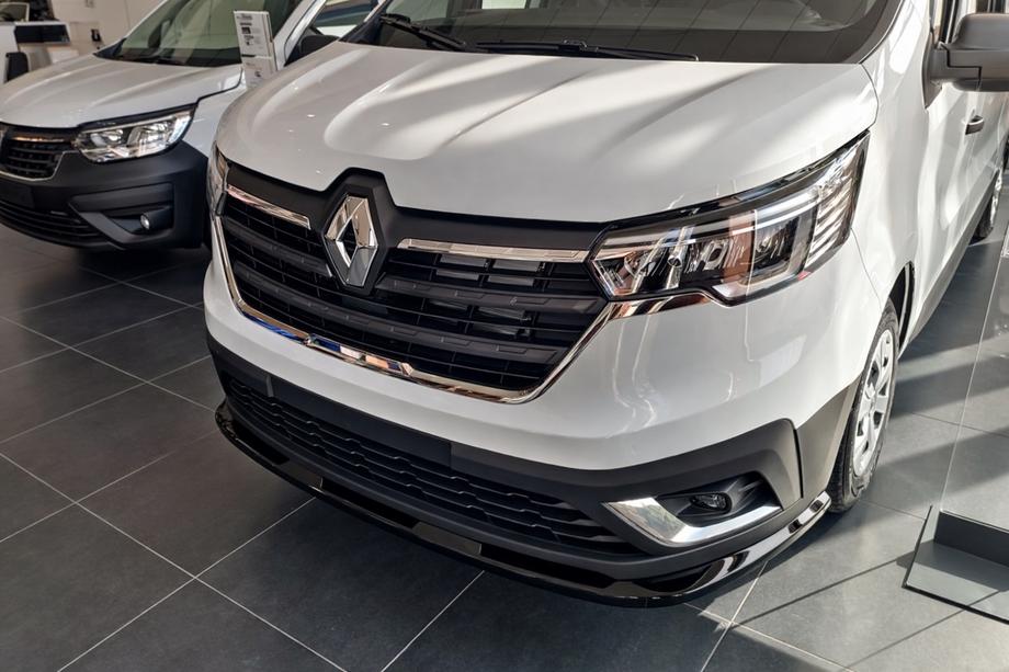 Renault Trafic 2015– Přední lip spoiler 2021+ (ABS) Image