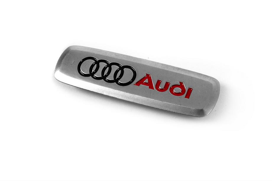 Audi Hliníkový štítek na autokoberce (1 ks) Image