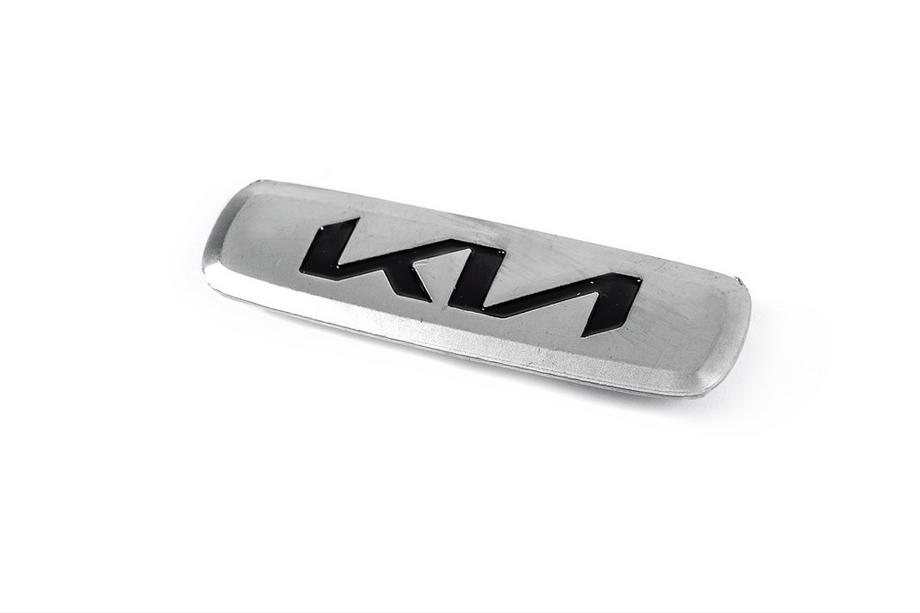 KIA Hliníkový štítek na autokoberce V-2 (1 ks) Fotografie 1