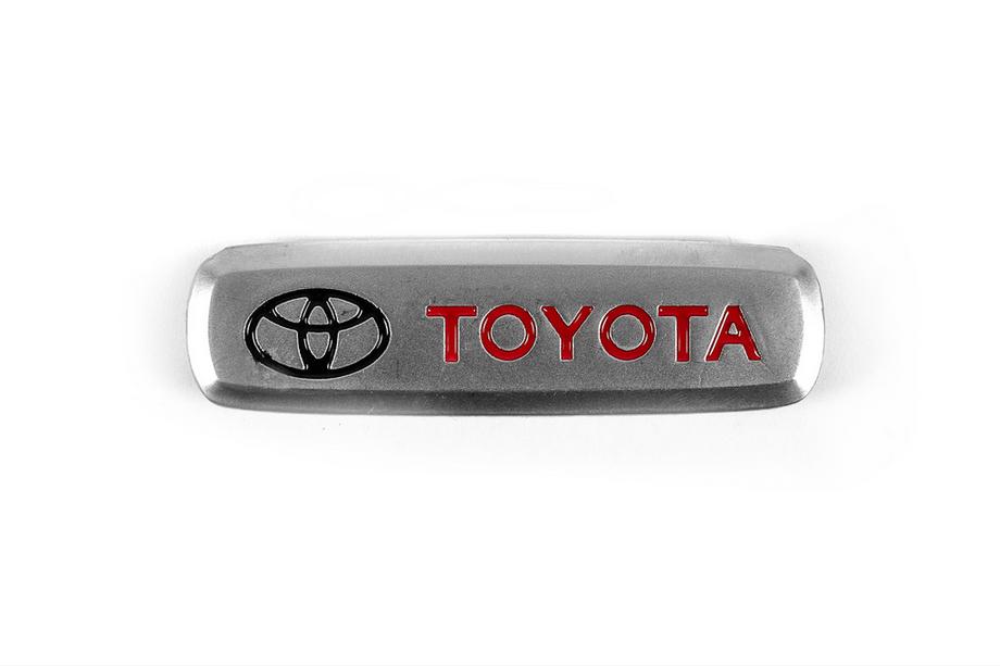 Toyota Hliníkový štítek na autokoberce (1 ks) Fotografie 2