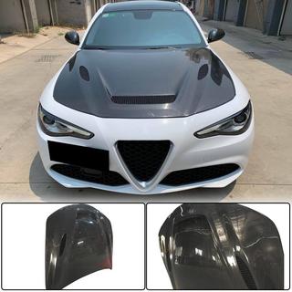 Karbonová kapota V1 Alfa Romeo Giulia 2016–2022 fotografie 1