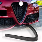 Alfa Romeo Giulia 2016–2022 Karbonový kryt masky chladiče (pro Sport/Quadrifoglio) fotografie 1